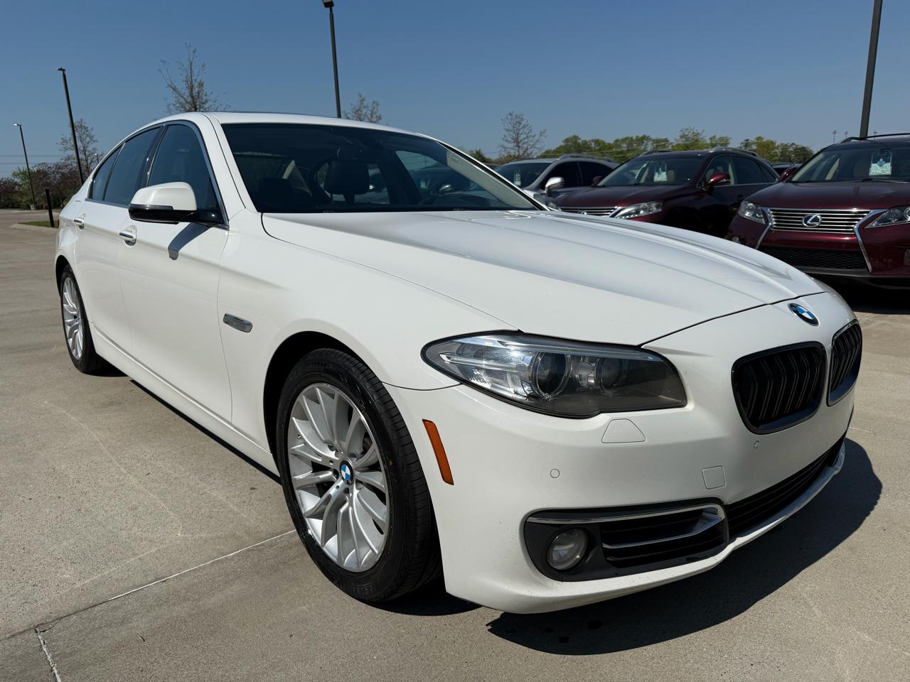 BMW 5 Series 4dr Sdn 528i RWD 2014