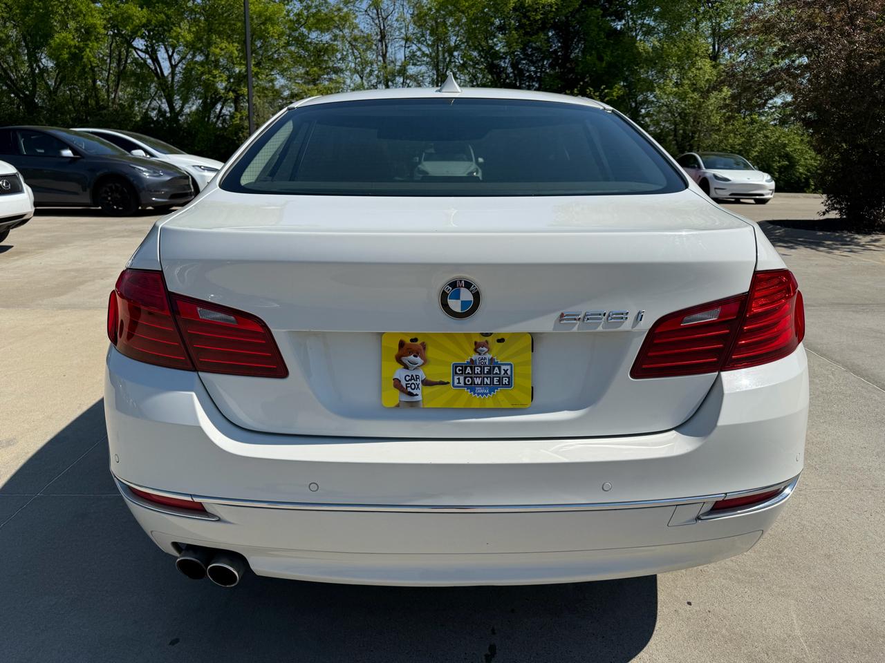 BMW 5 Series 4dr Sdn 528i RWD 2014