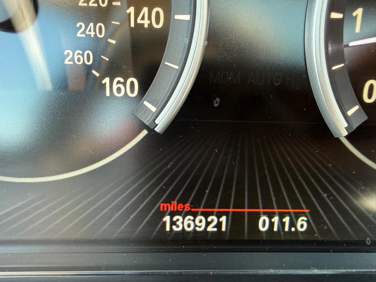 BMW 5 Series 4dr Sdn 528i RWD 2014