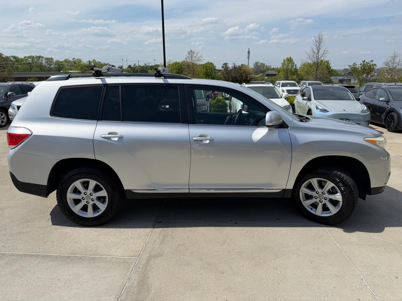 Toyota Highlander  2011