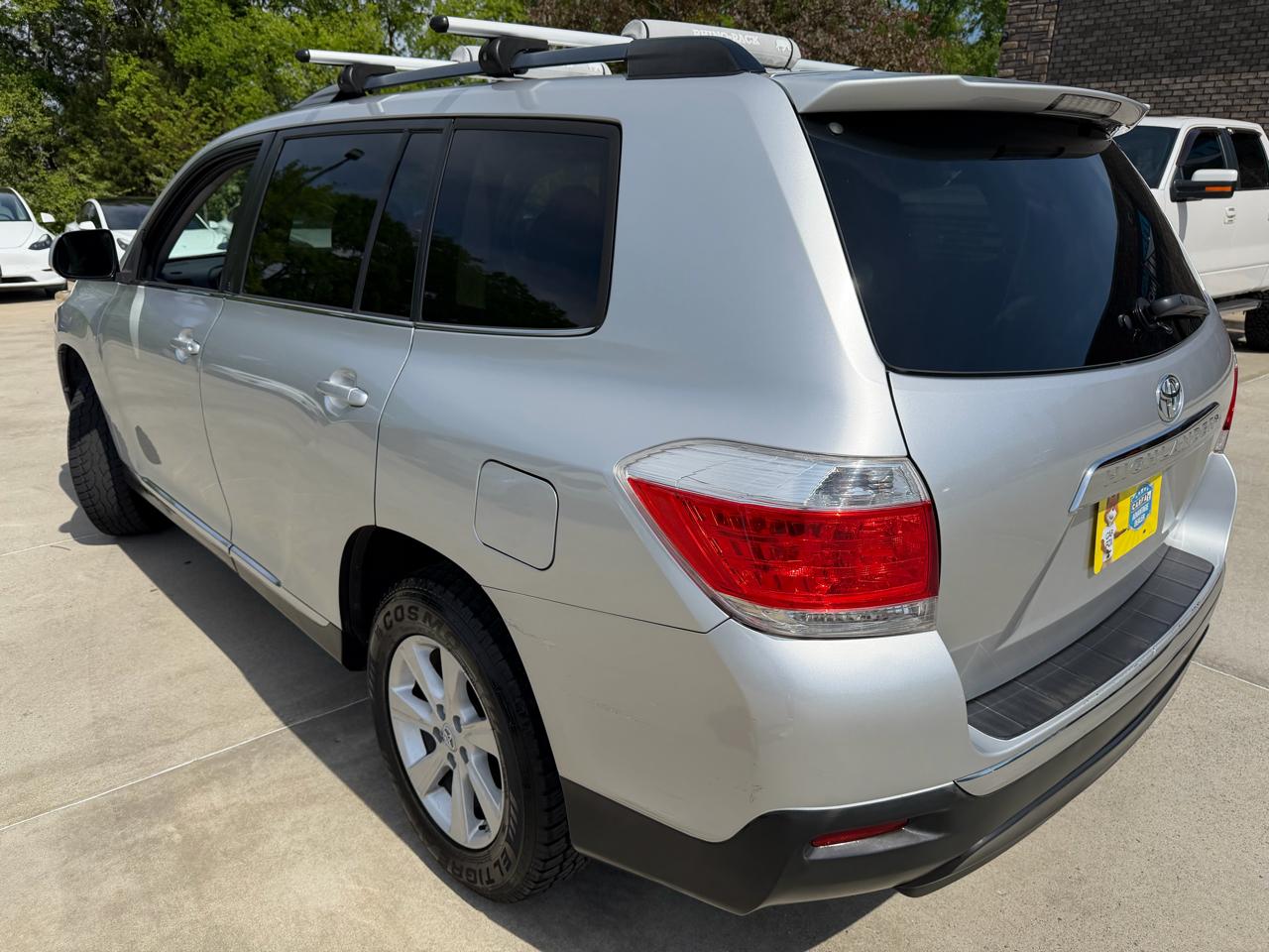 Toyota Highlander  2011