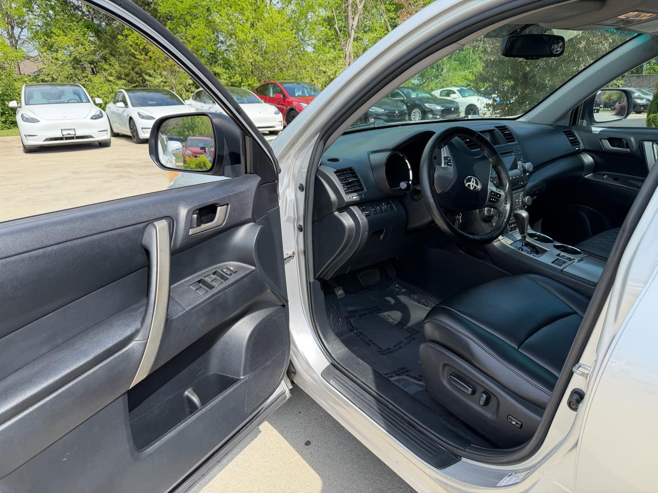 Toyota Highlander  2011