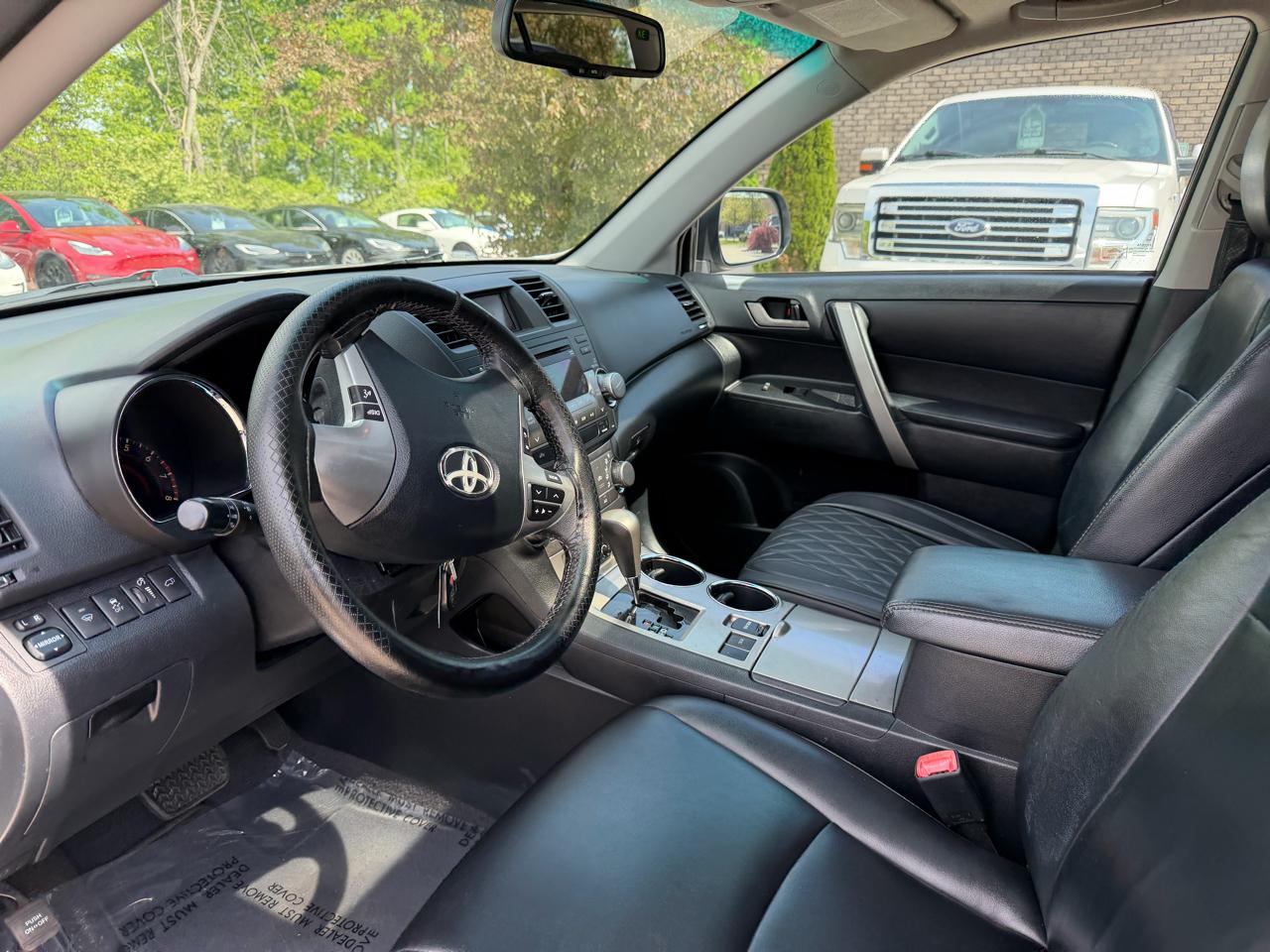 Toyota Highlander  2011