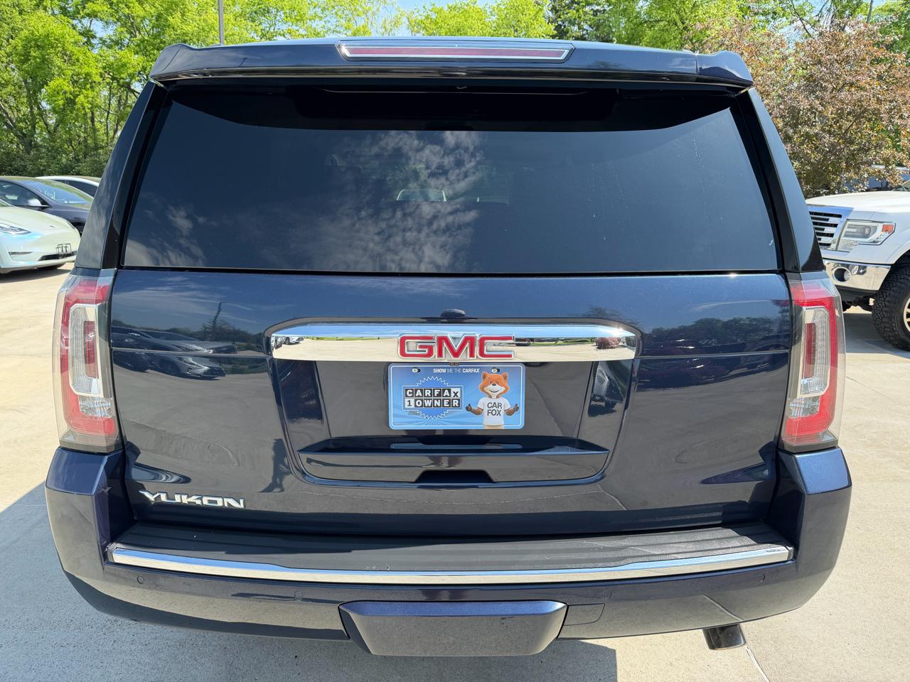 GMC Yukon 2WD 4dr Denali 2020