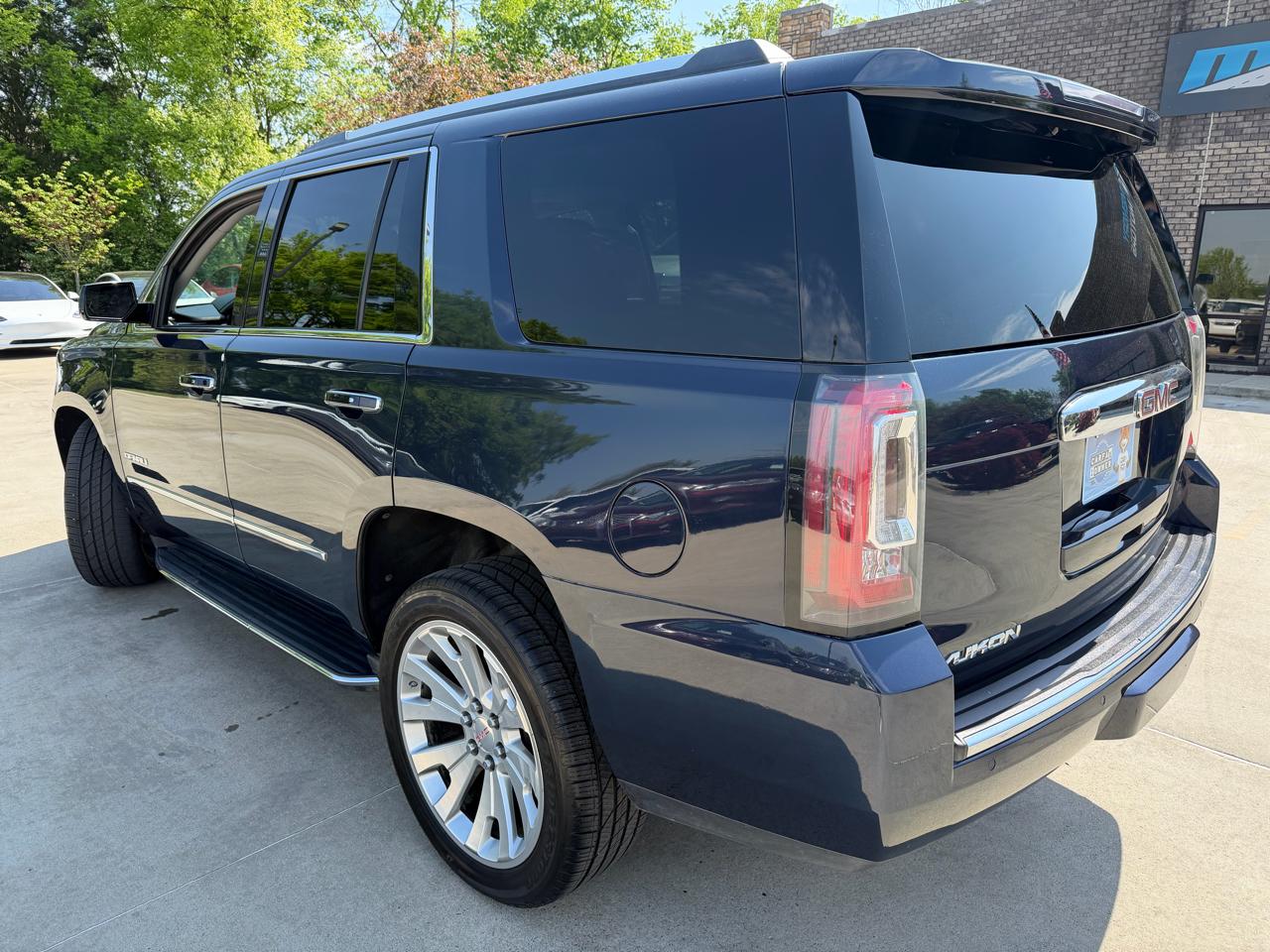GMC Yukon 2WD 4dr Denali 2020