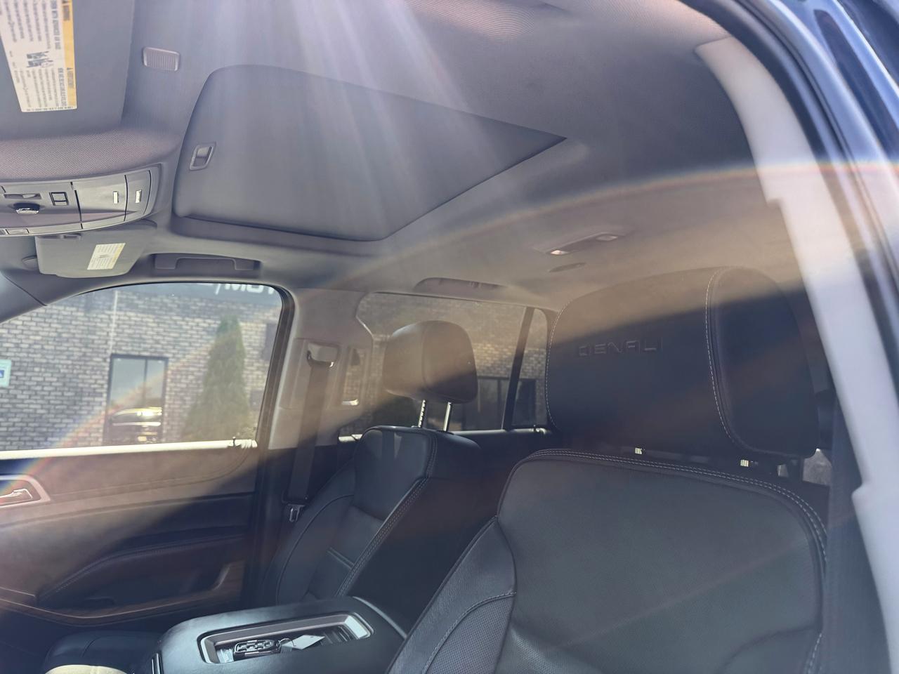 GMC Yukon 2WD 4dr Denali 2020