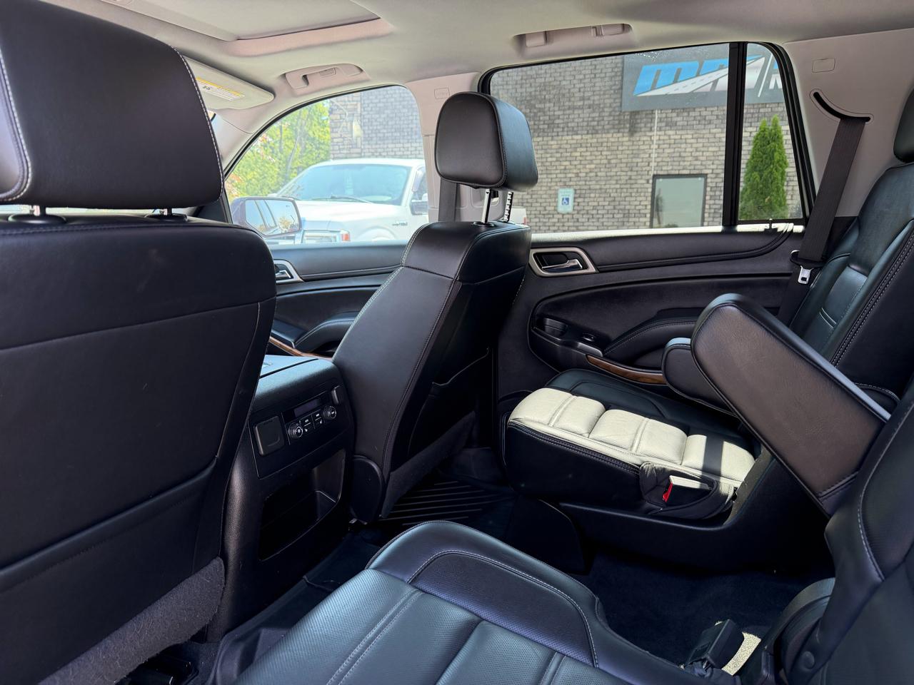 GMC Yukon 2WD 4dr Denali 2020