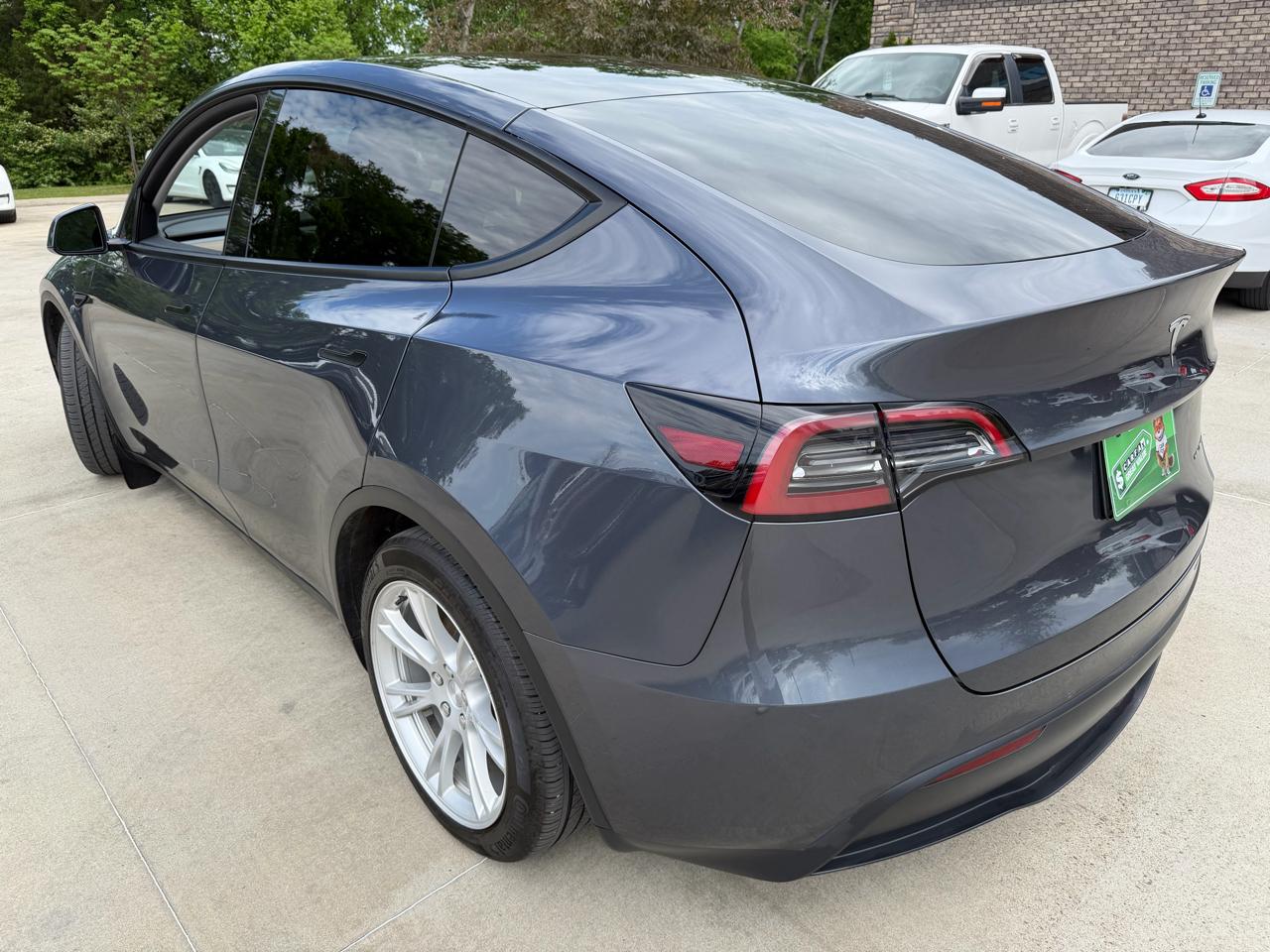 Tesla Model Y Long Range AWD 2023