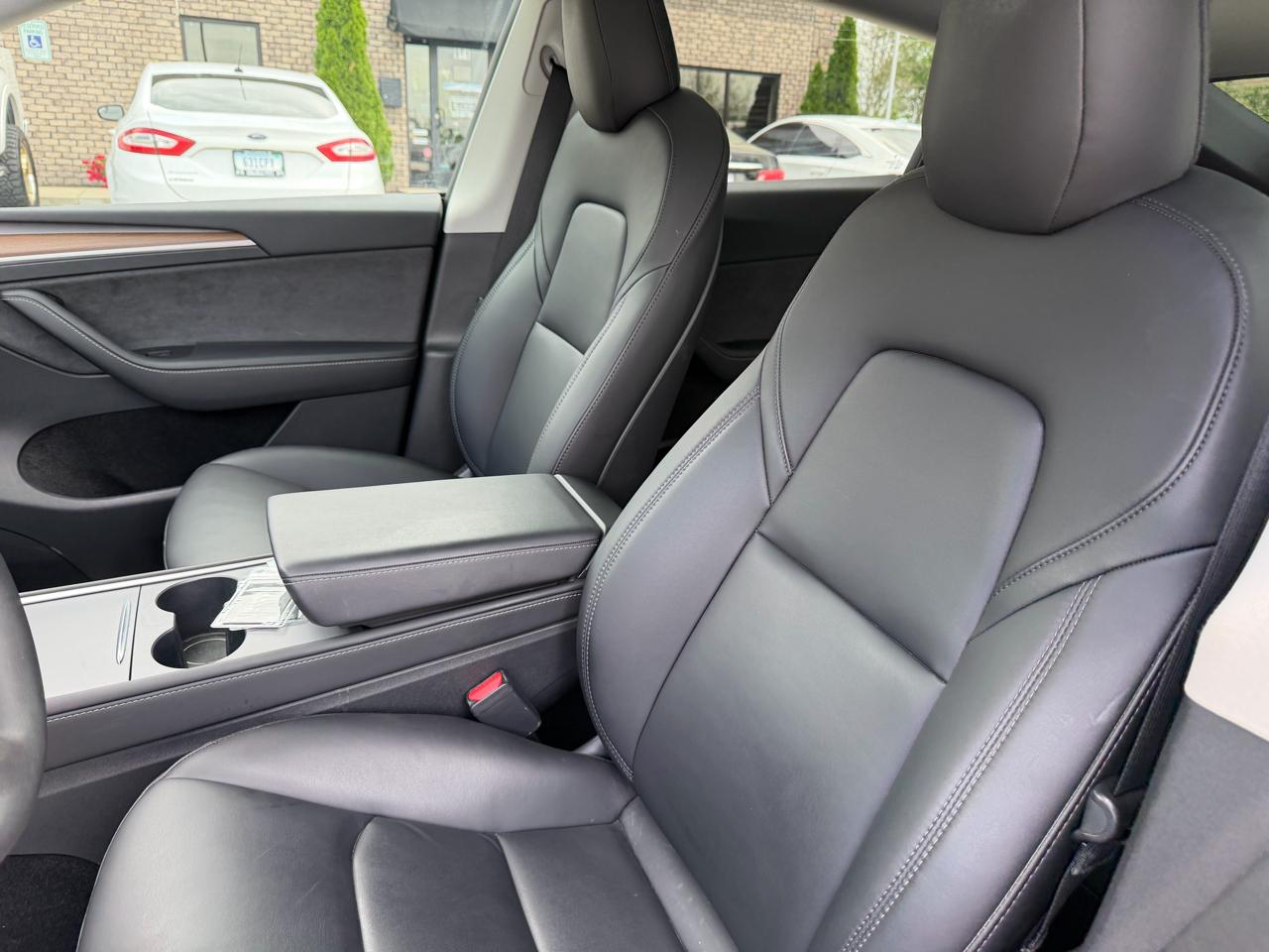 Tesla Model Y Long Range AWD 2023