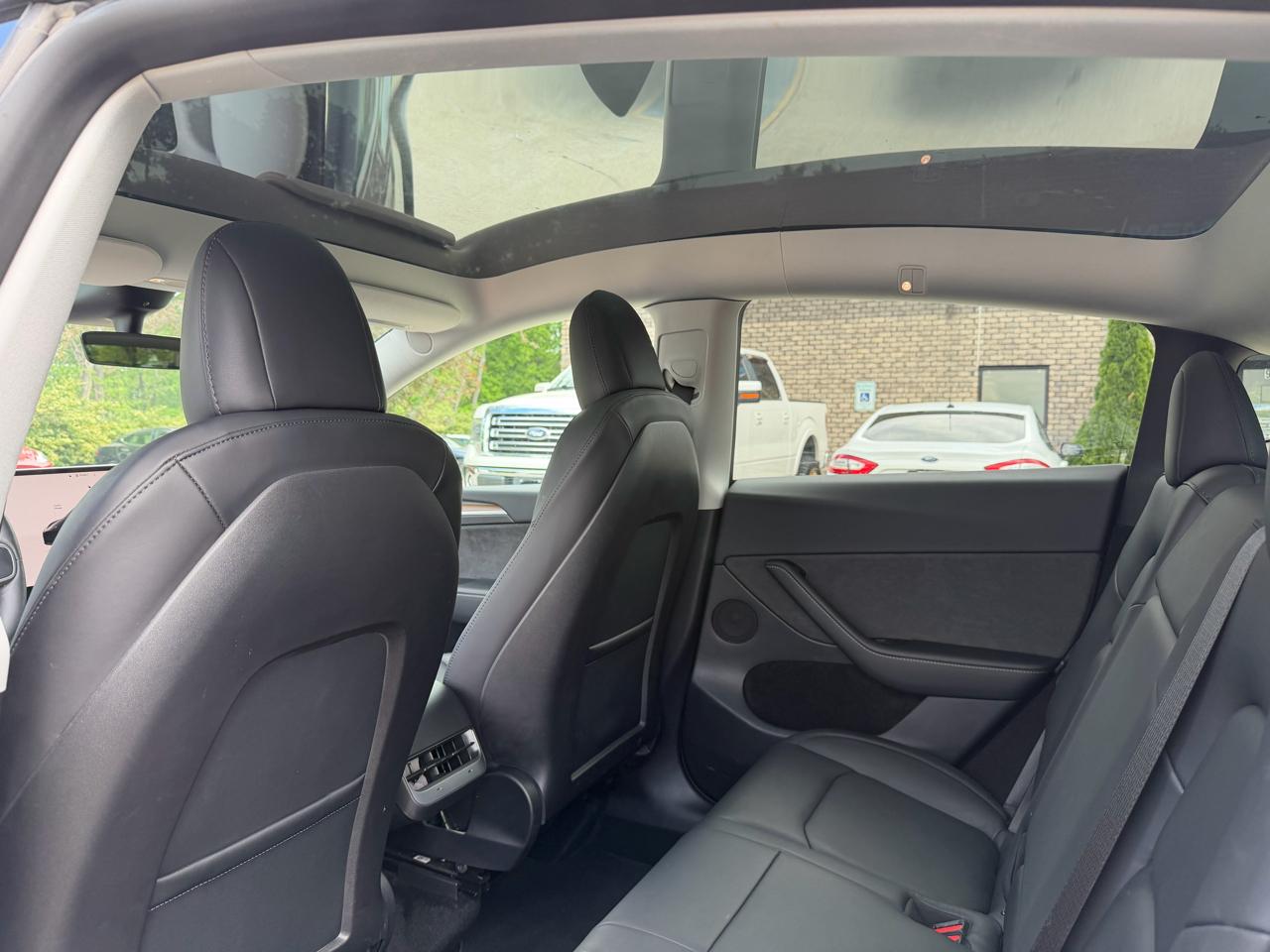 Tesla Model Y Long Range AWD 2023