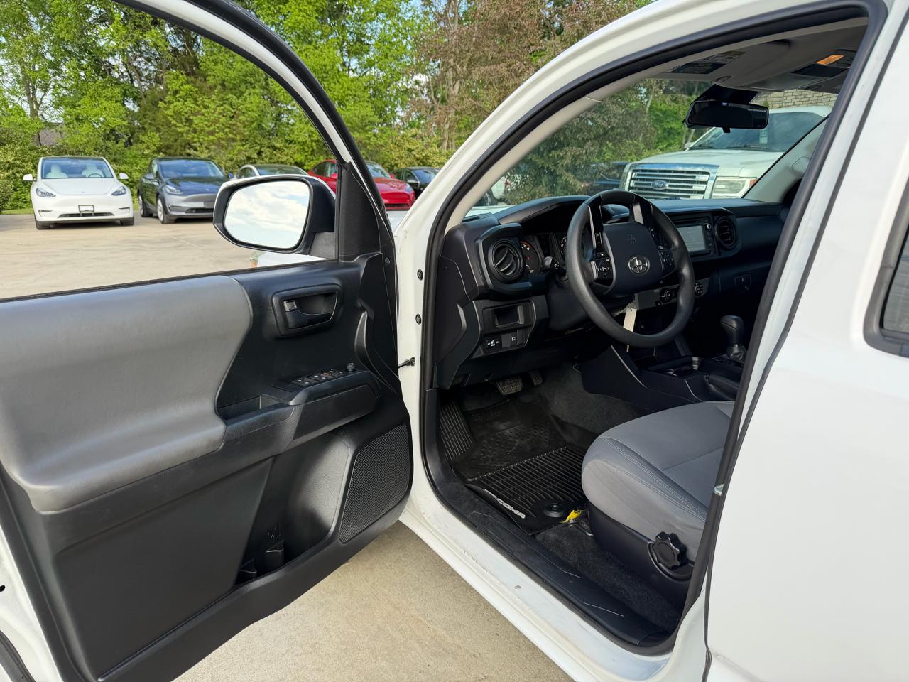 Toyota Tacoma 2WD  2019