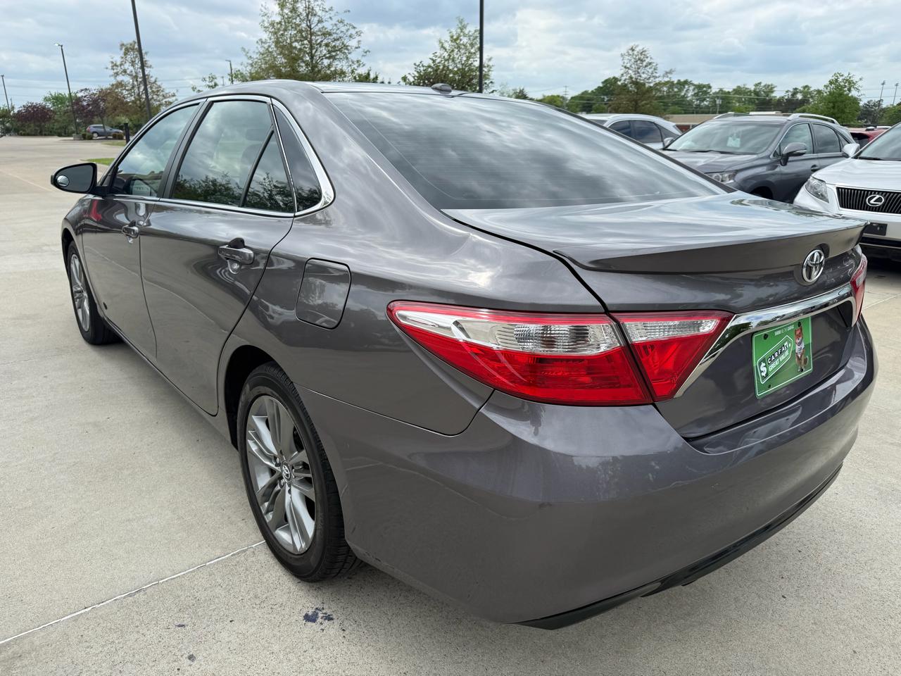 Toyota Camry  2017