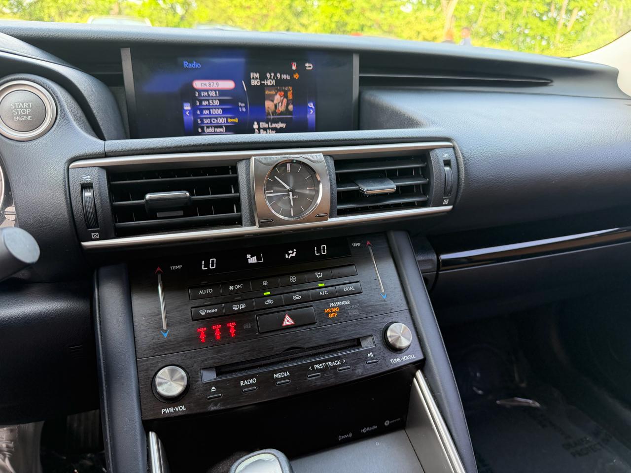 Lexus IS IS Turbo RWD 2017