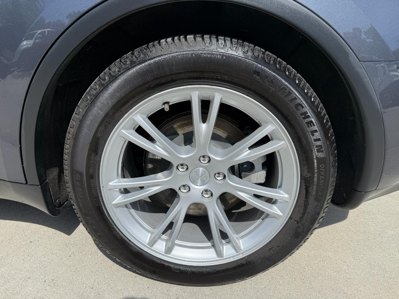 Tesla Model Y Long Range AWD 2023