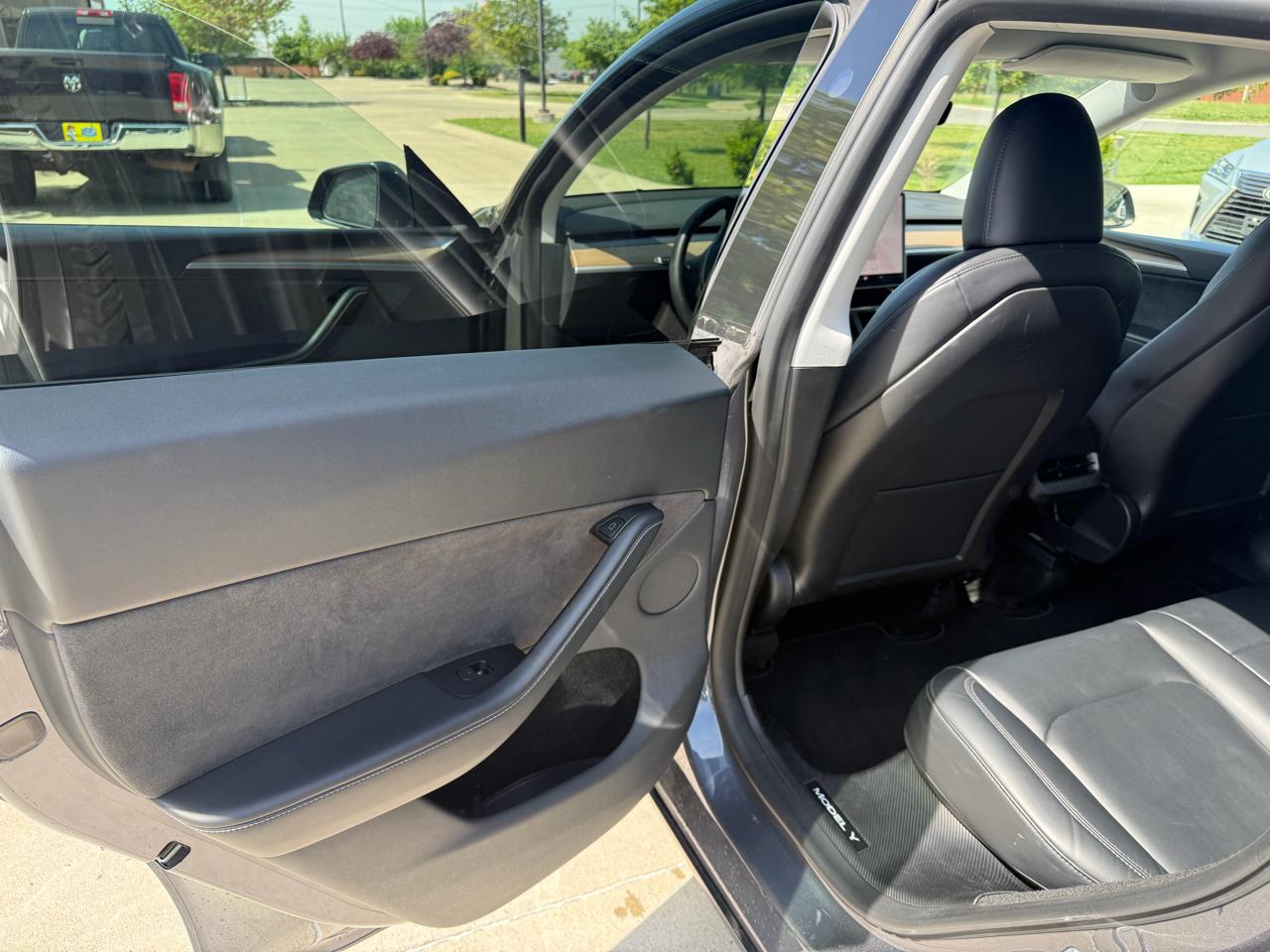 Tesla Model Y Long Range AWD 2023