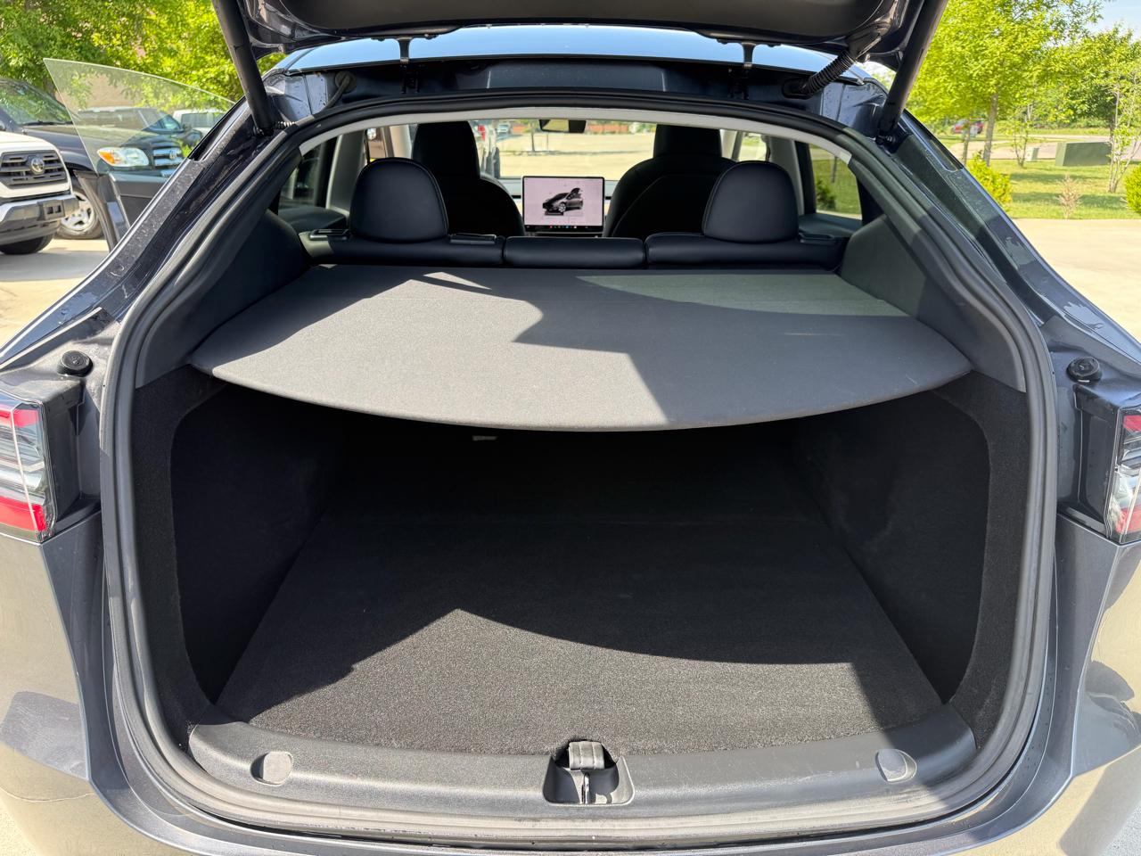 Tesla Model Y Long Range AWD 2023