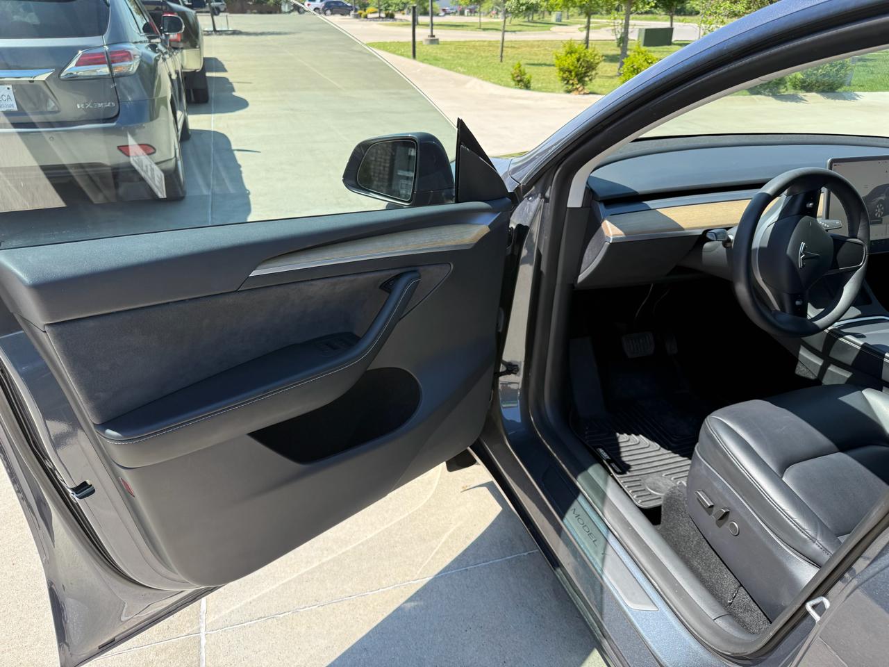 Tesla Model Y Long Range AWD 2023