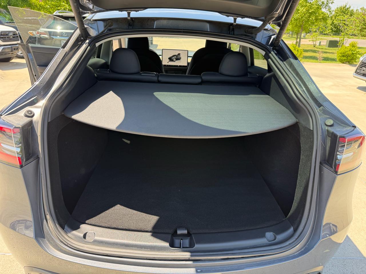 Tesla Model Y Long Range AWD 2023