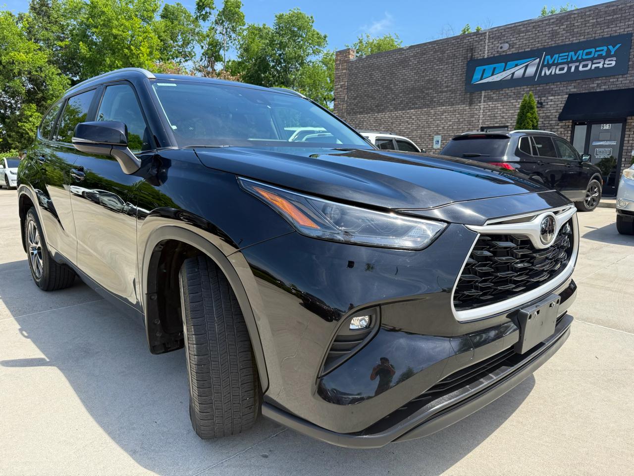 Toyota Highlander XLE 4D SUV AWD 2024