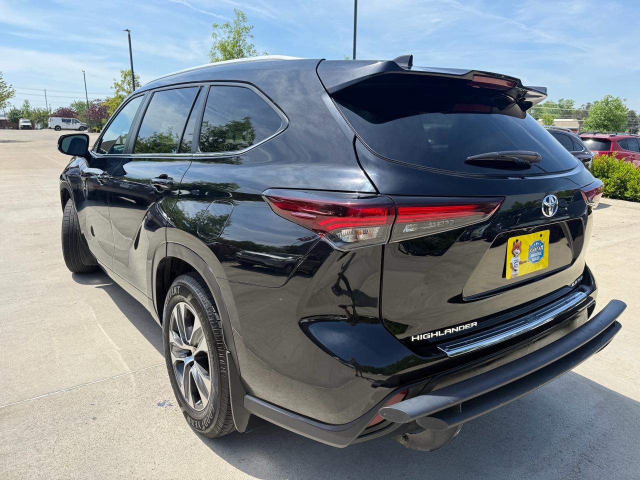 Toyota Highlander XLE 4D SUV AWD 2024