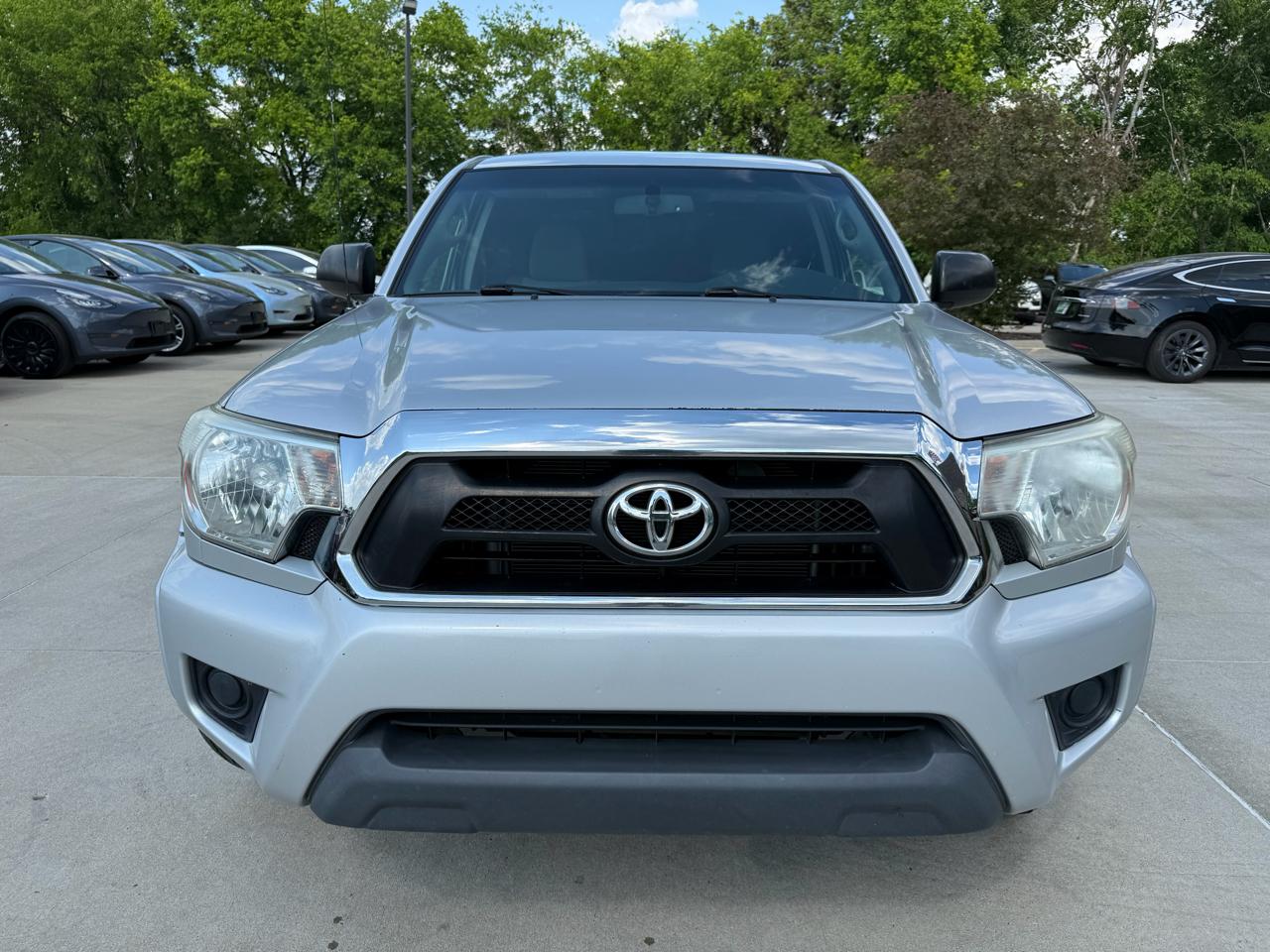 Toyota Tacoma  2013