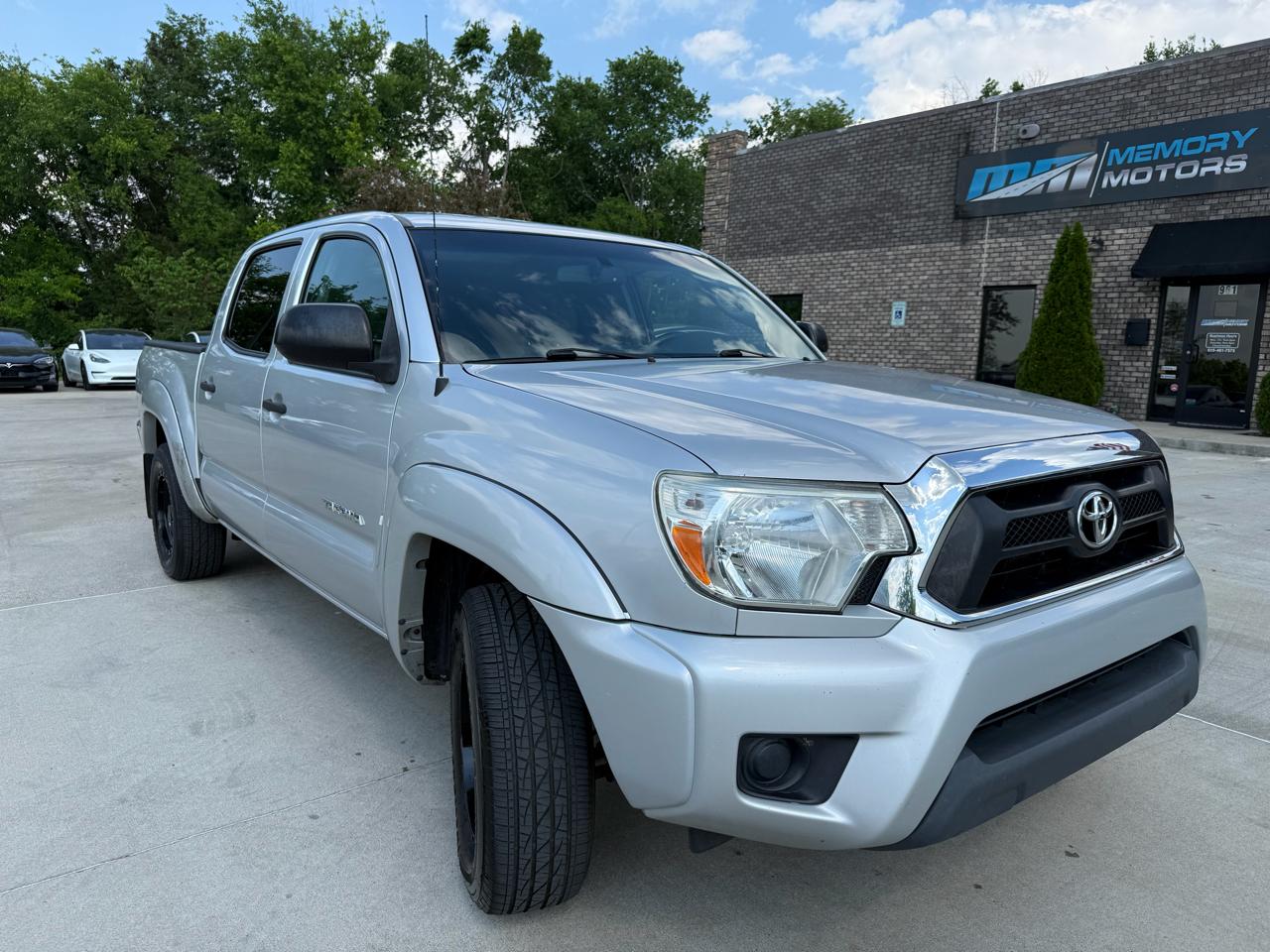 Toyota Tacoma  2013