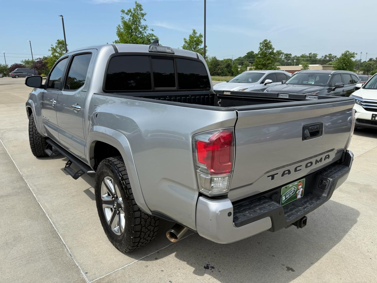 Toyota Tacoma  2016