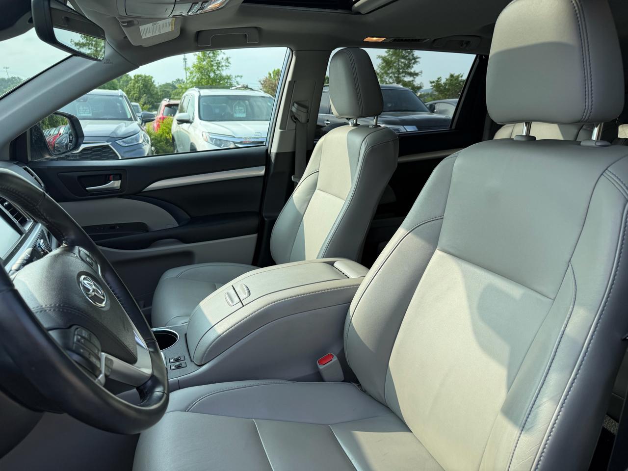 Toyota Highlander  2019