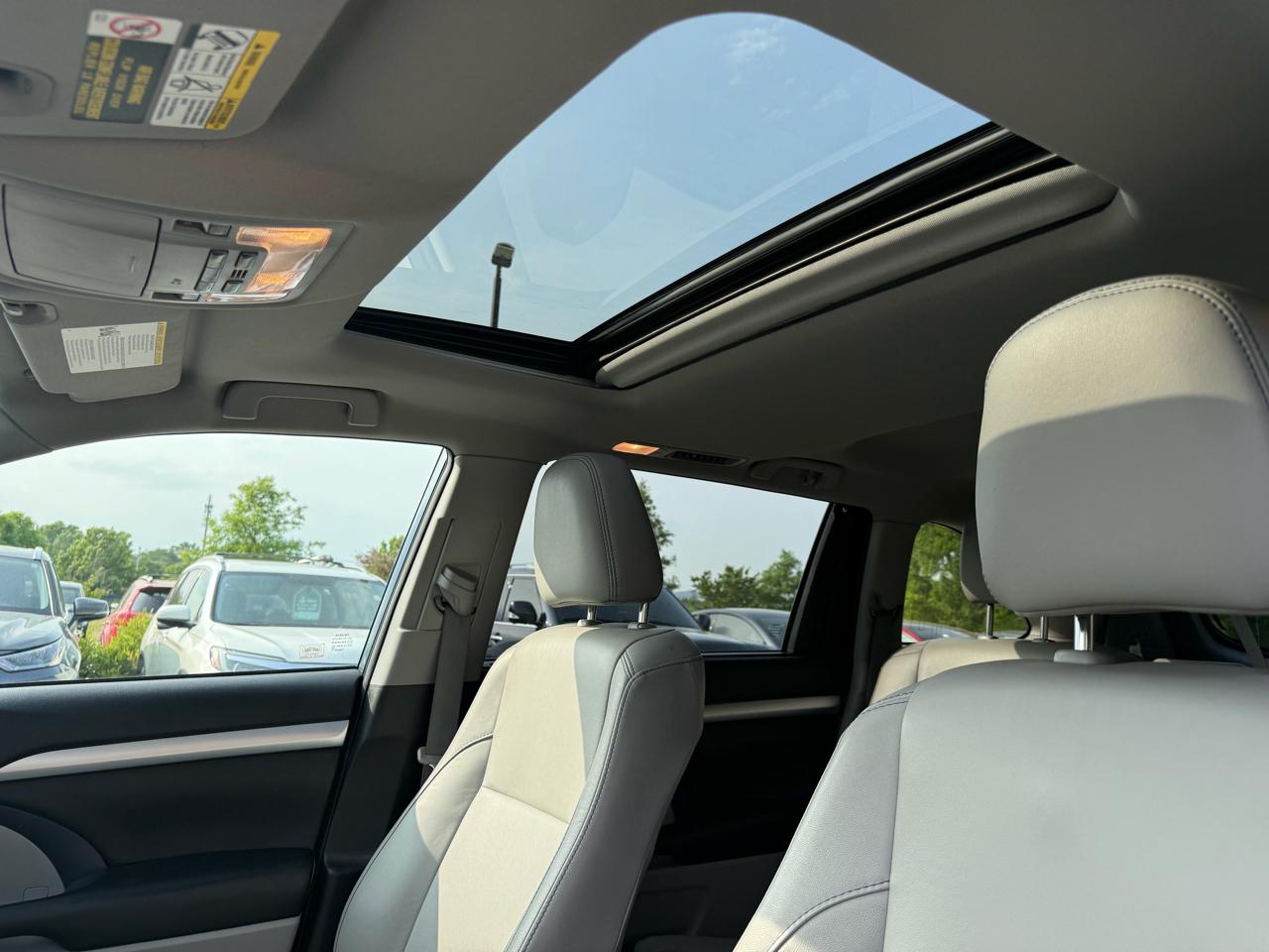 Toyota Highlander  2019