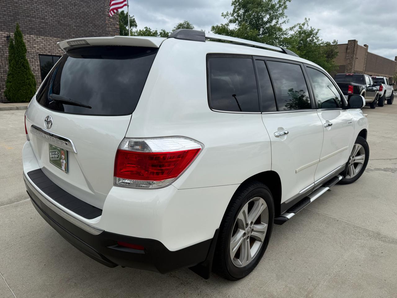 Toyota Highlander  2012