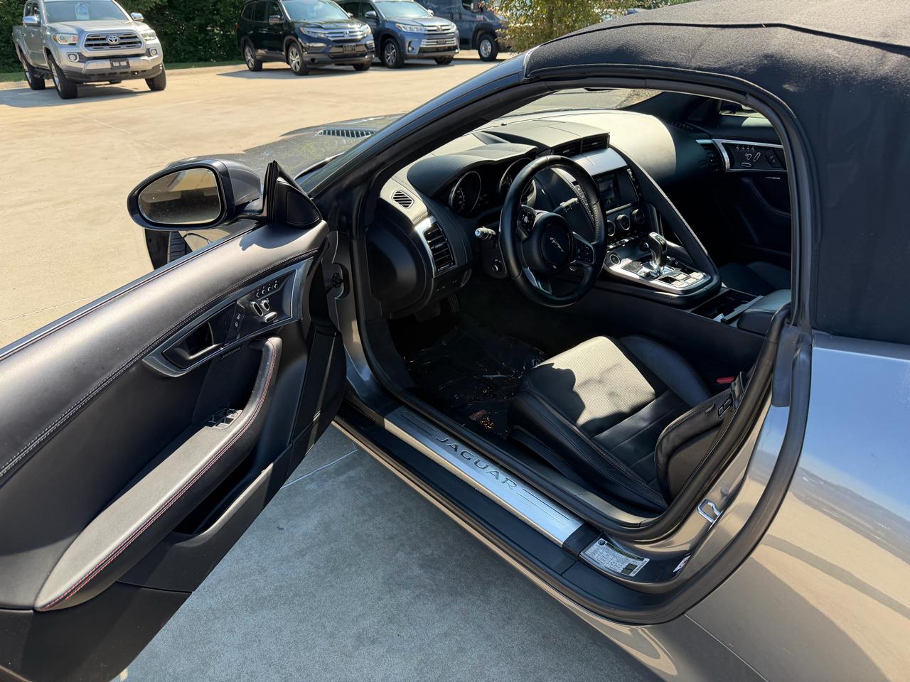 Jaguar F-Type Convertible Auto 340HP 2018