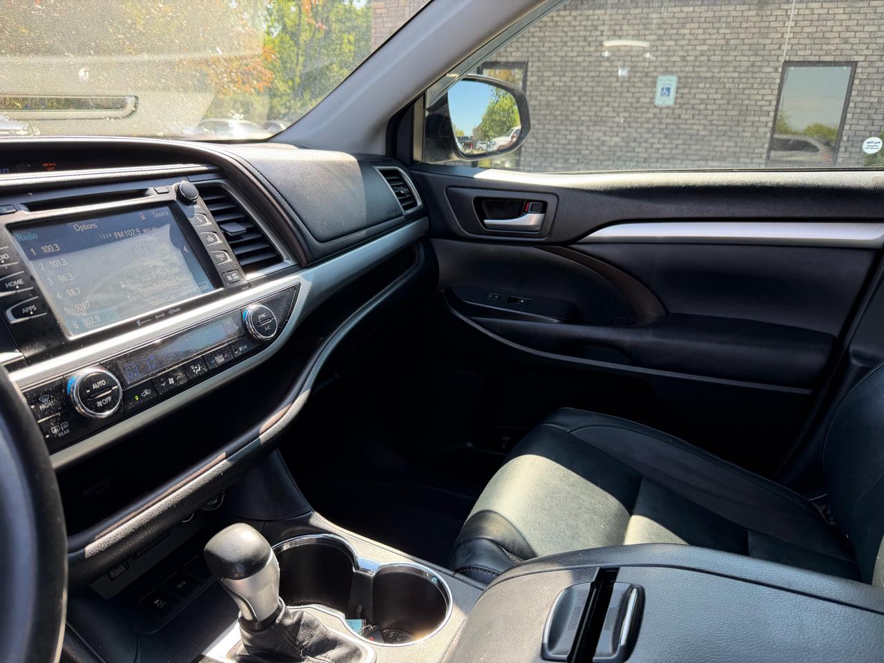 Toyota Highlander  2017