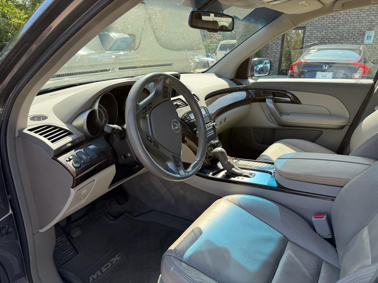 Acura MDX AWD 4dr Technology Pkg 2010