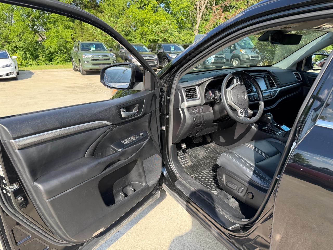 Toyota Highlander  2017