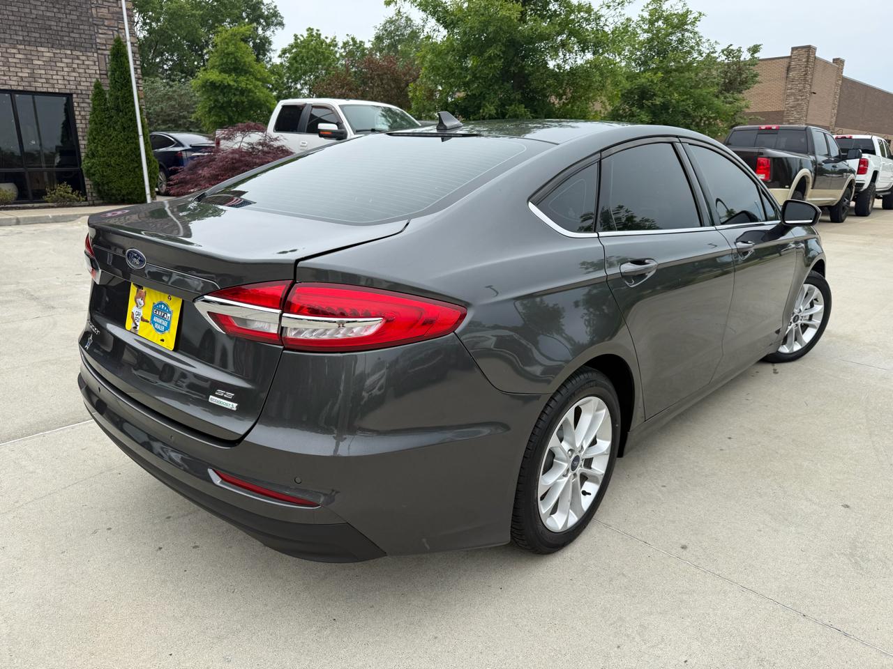 Ford Fusion Hybrid SE FWD 2020