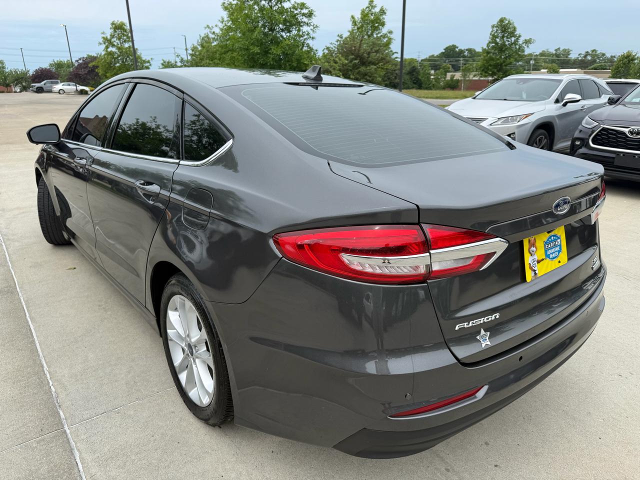 Ford Fusion Hybrid SE FWD 2020