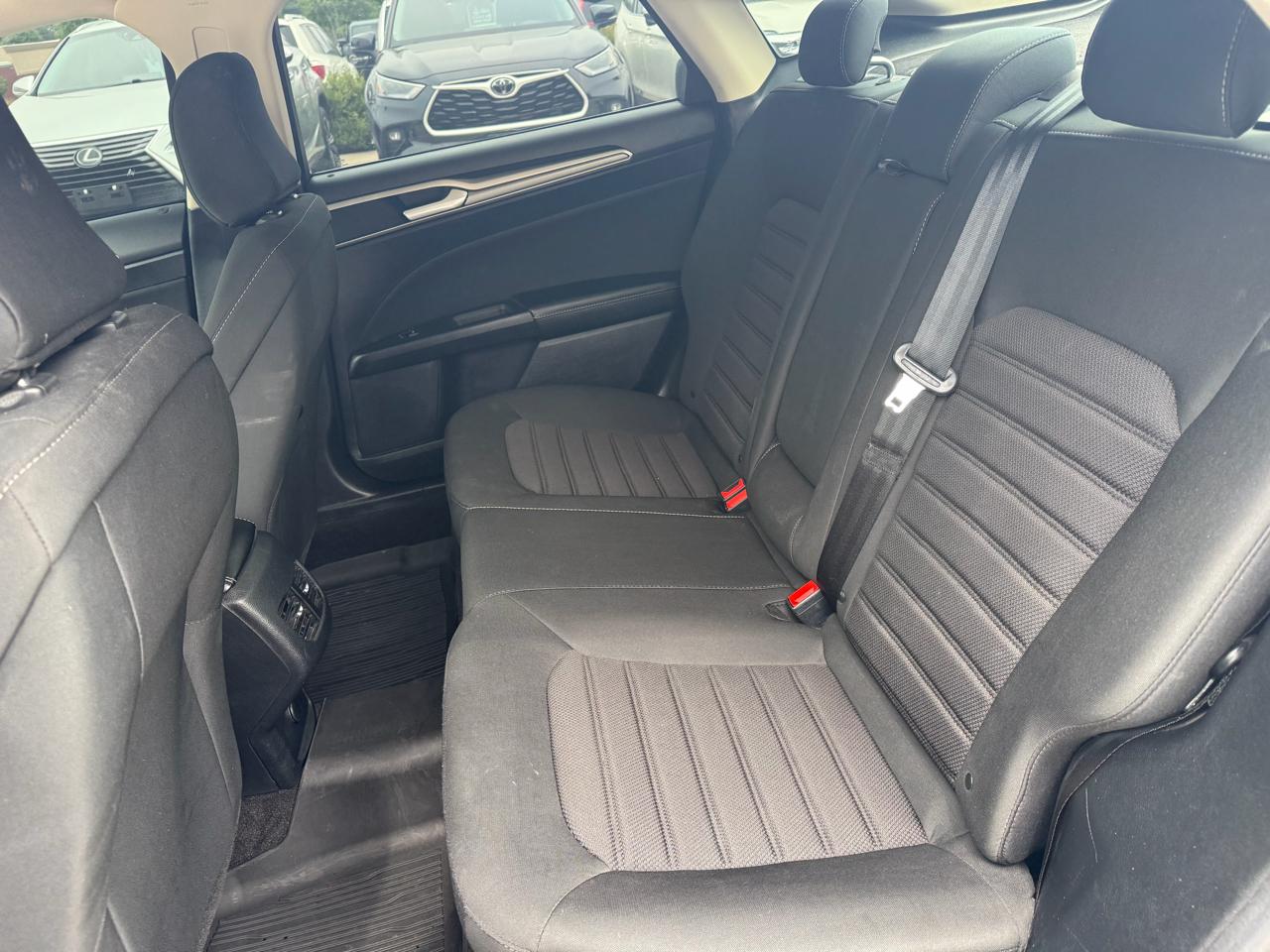 Ford Fusion Hybrid SE FWD 2020