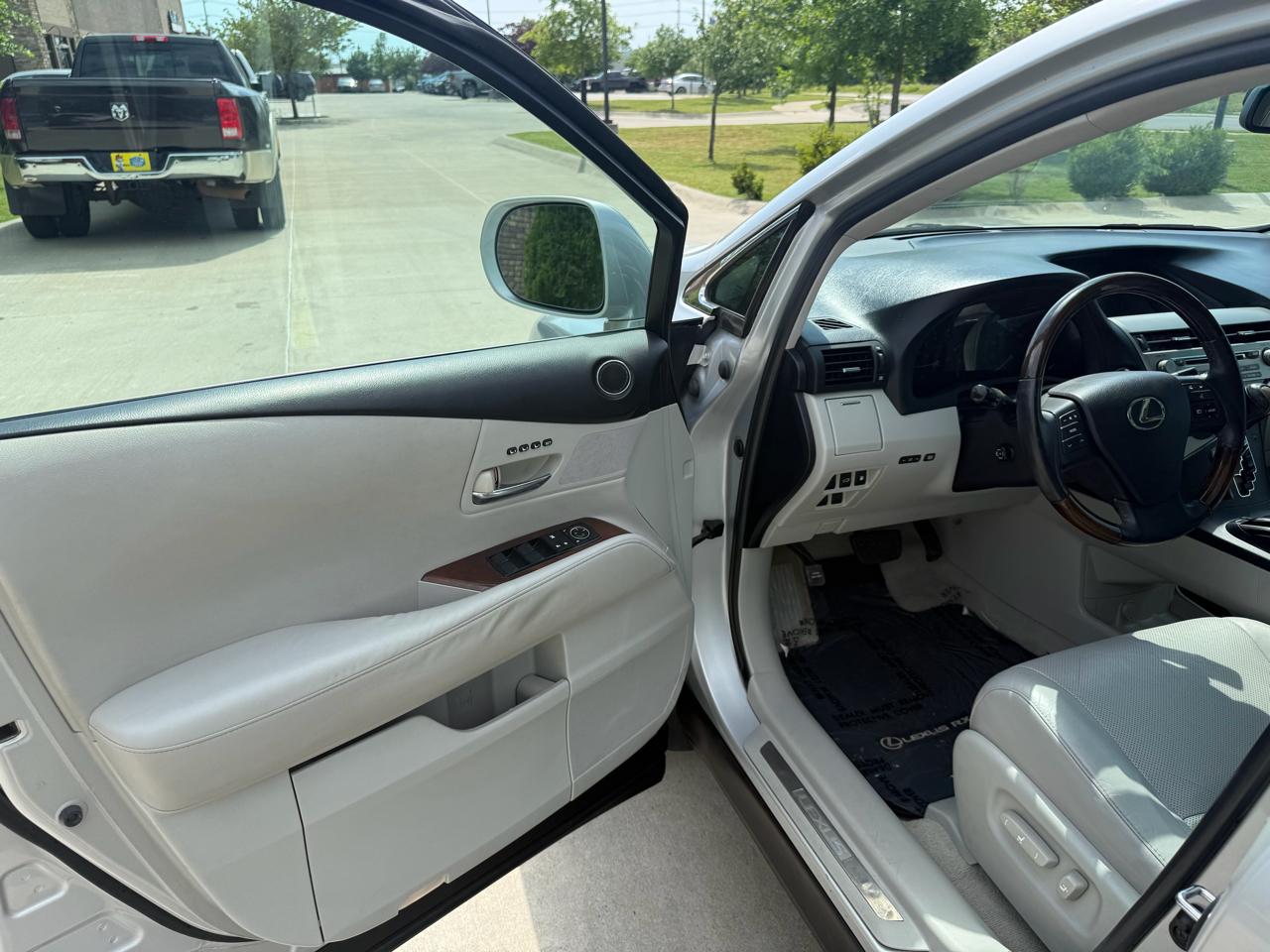 Lexus RX 350 FWD 4dr 2012