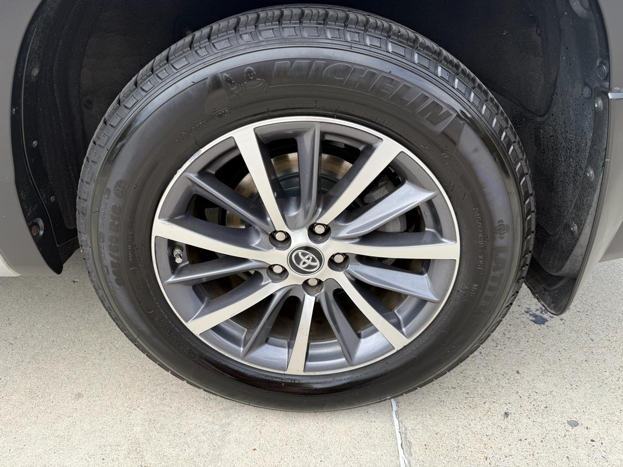 Toyota Highlander  2017