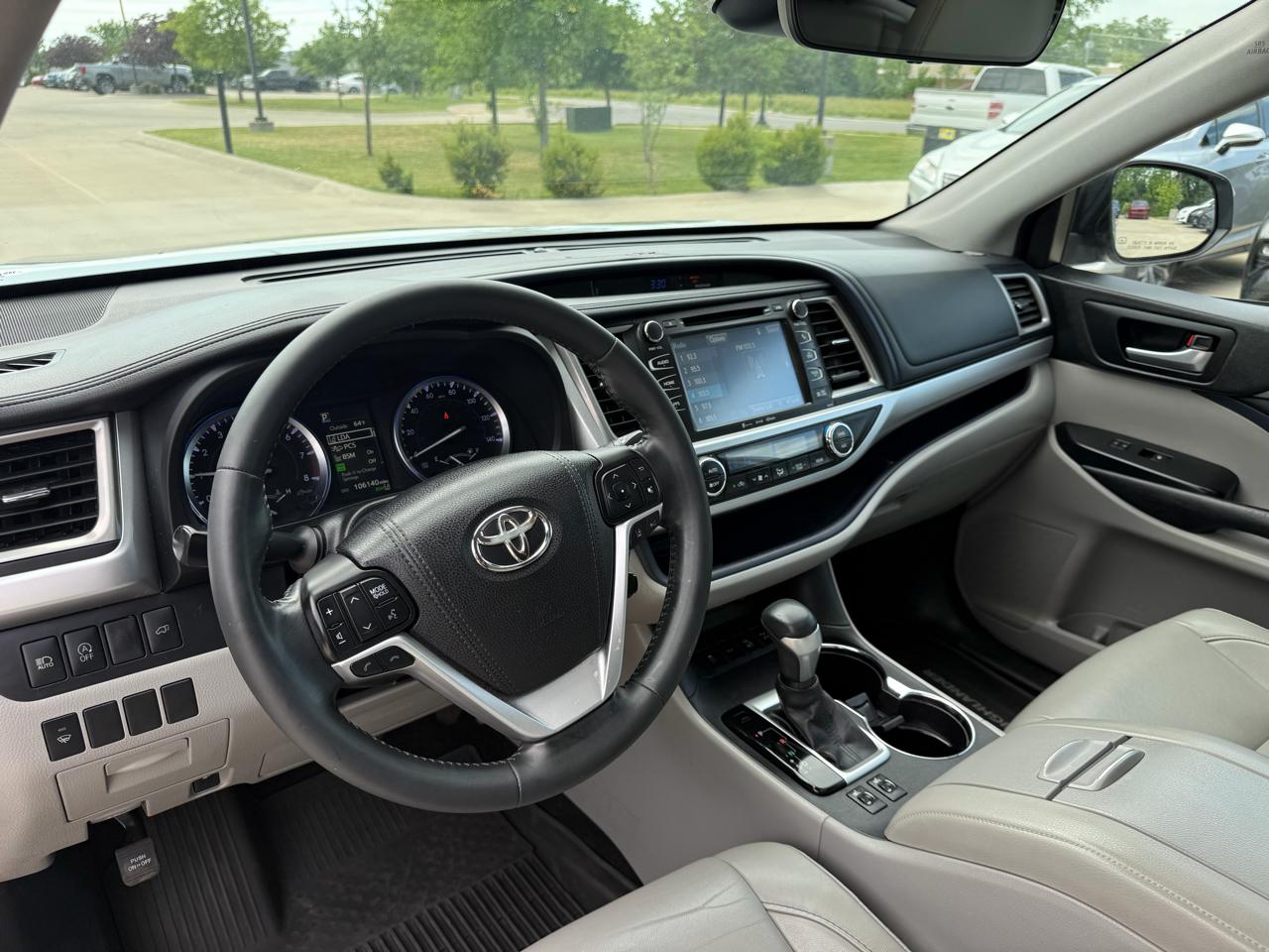 Toyota Highlander  2017
