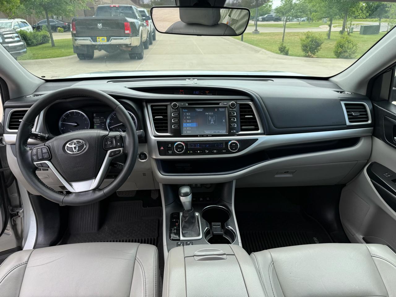 Toyota Highlander  2017
