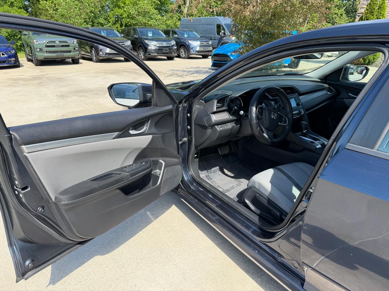 Honda Civic Sedan LX CVT 2017