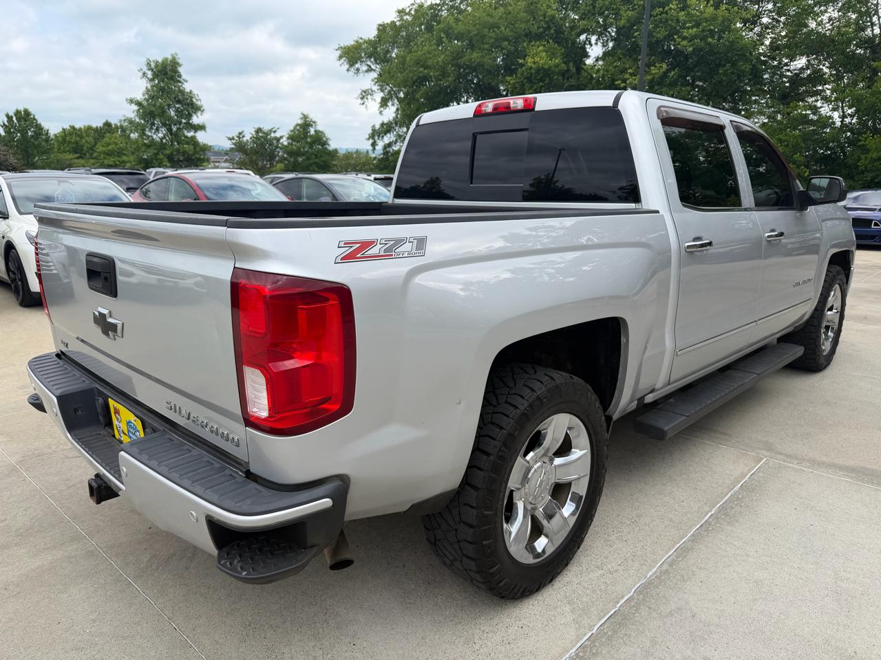 Chevrolet Silverado 1500 4WD Crew Cab 143.5" LTZ w/2LZ 2017