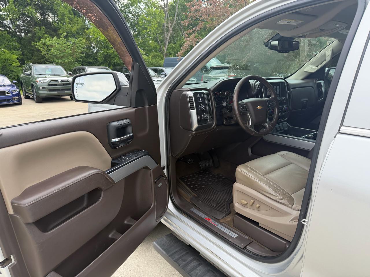 Chevrolet Silverado 1500 4WD Crew Cab 143.5" LTZ w/2LZ 2017