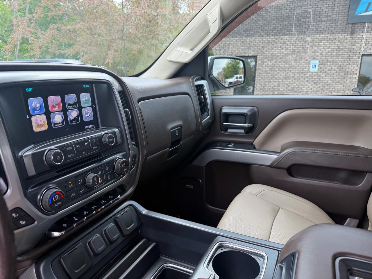 Chevrolet Silverado 1500 4WD Crew Cab 143.5" LTZ w/2LZ 2017
