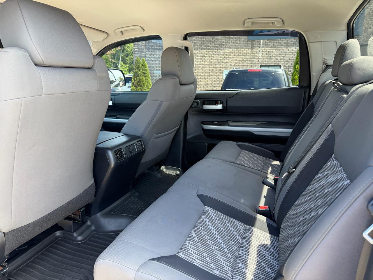 Toyota Tundra 2WD  2019