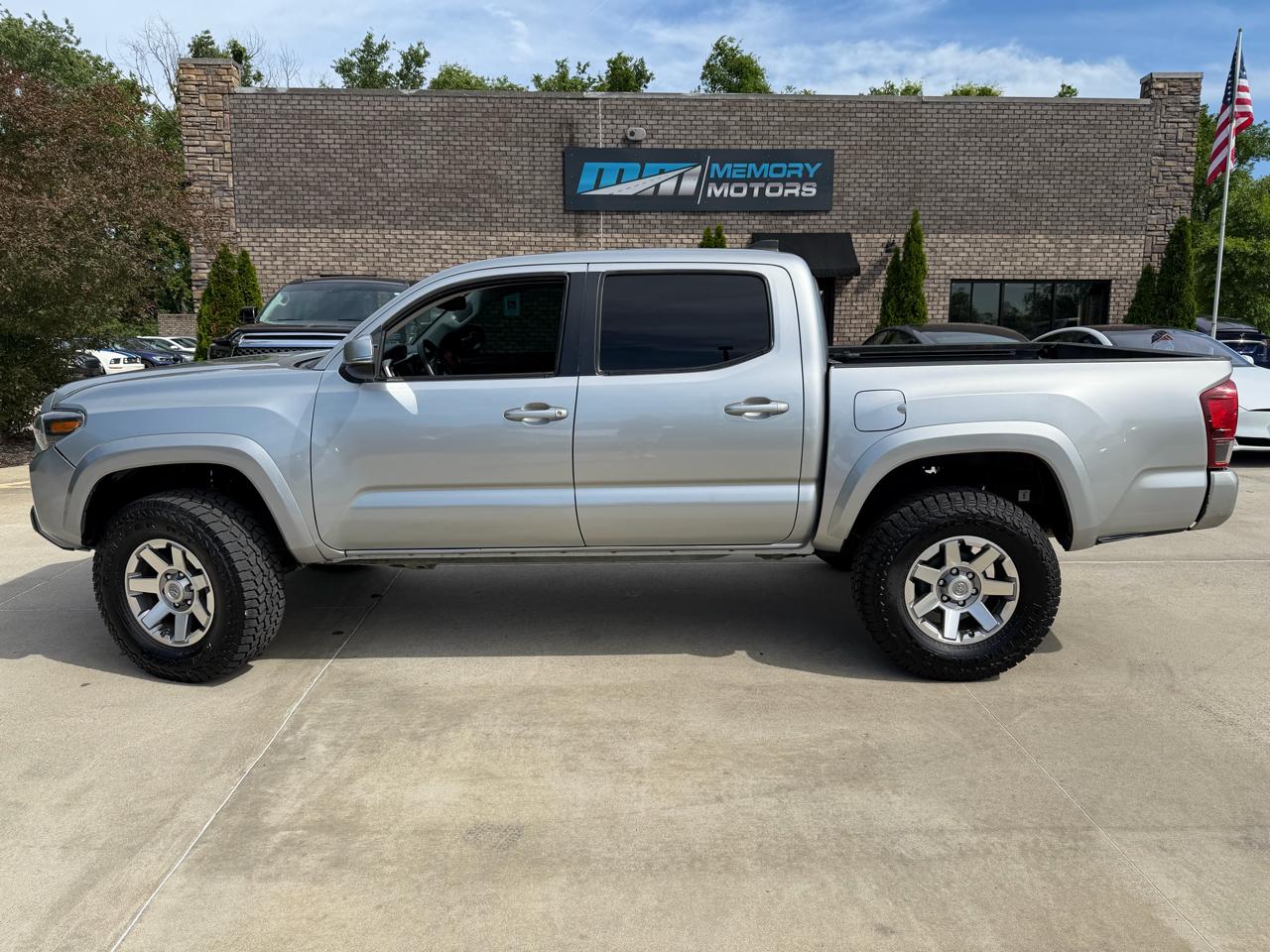 Toyota Tacoma 4WD  2023