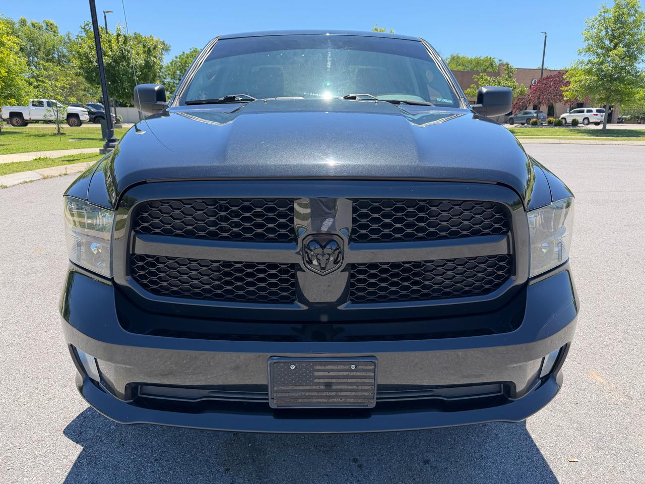 RAM 1500 Express 4x4 Quad Cab 6'4" Box 2018