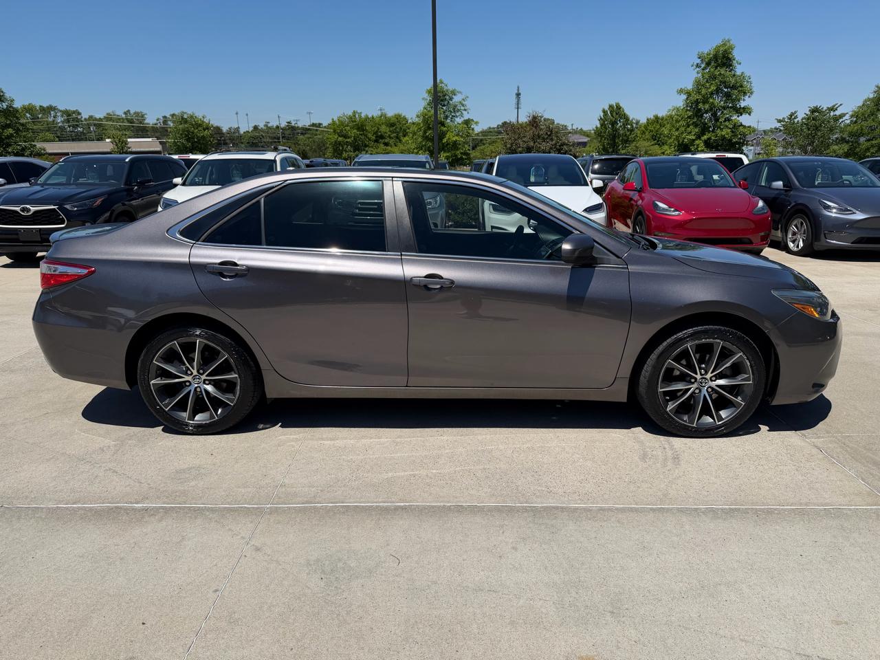 Toyota Camry  2015