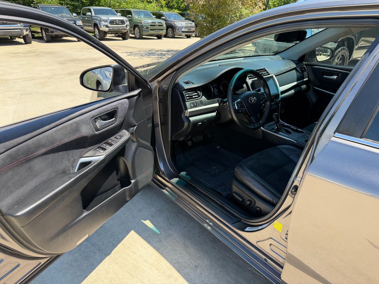 Toyota Camry  2015